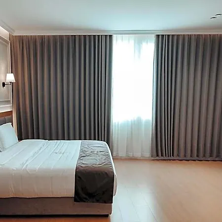 Holiday Hotel 4* Babrru